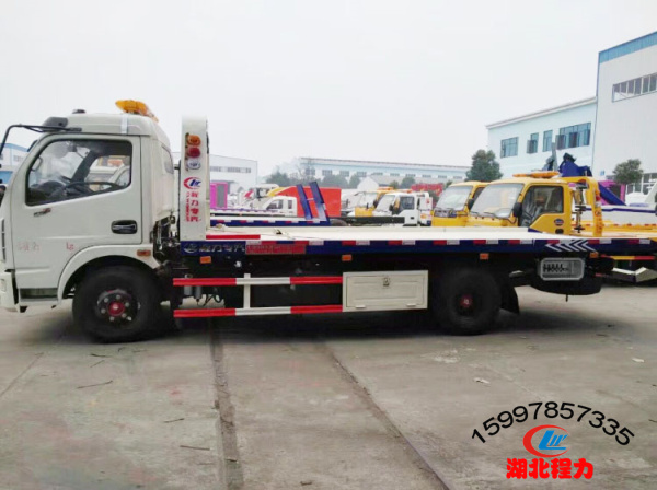 東風大多利卡一拖二清障車（國五）