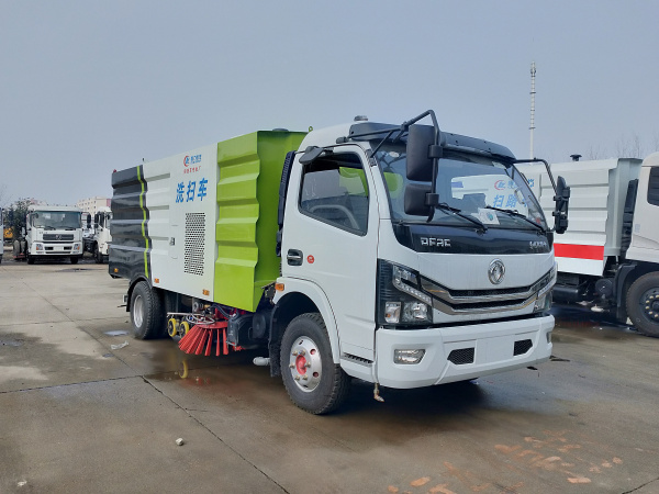 東風大多利卡洗掃車9方