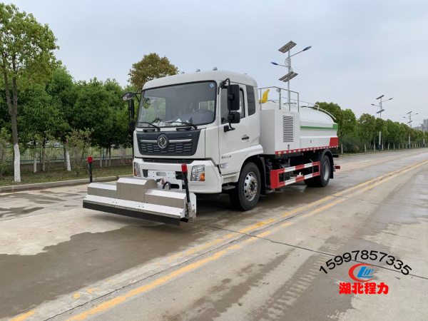 國六東風(fēng)天錦路面清洗車