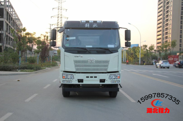國六解放吸污車12方