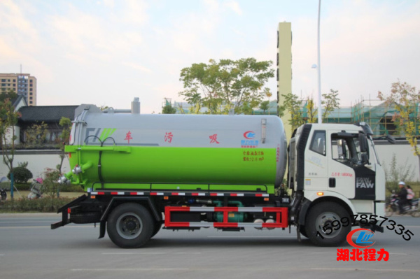 國六解放吸污車12方