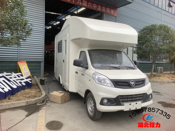國六福田美發(fā)車?yán)戆l(fā)車
