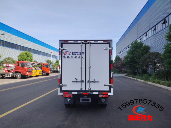 國六福田M1后雙輪冷藏車（新款）
