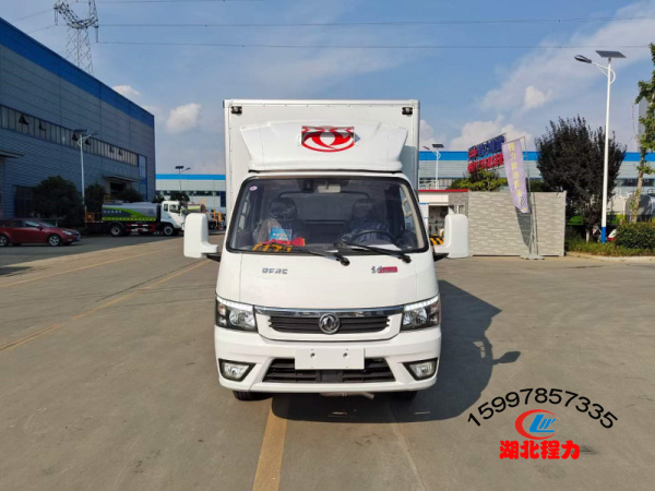 東風(fēng)途逸爆破器材運(yùn)輸車(chē)